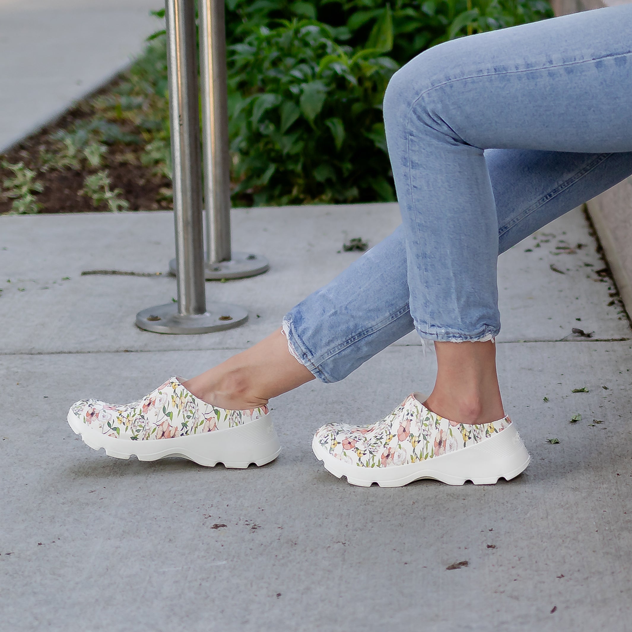 Women's Grove Clog - Final Sale