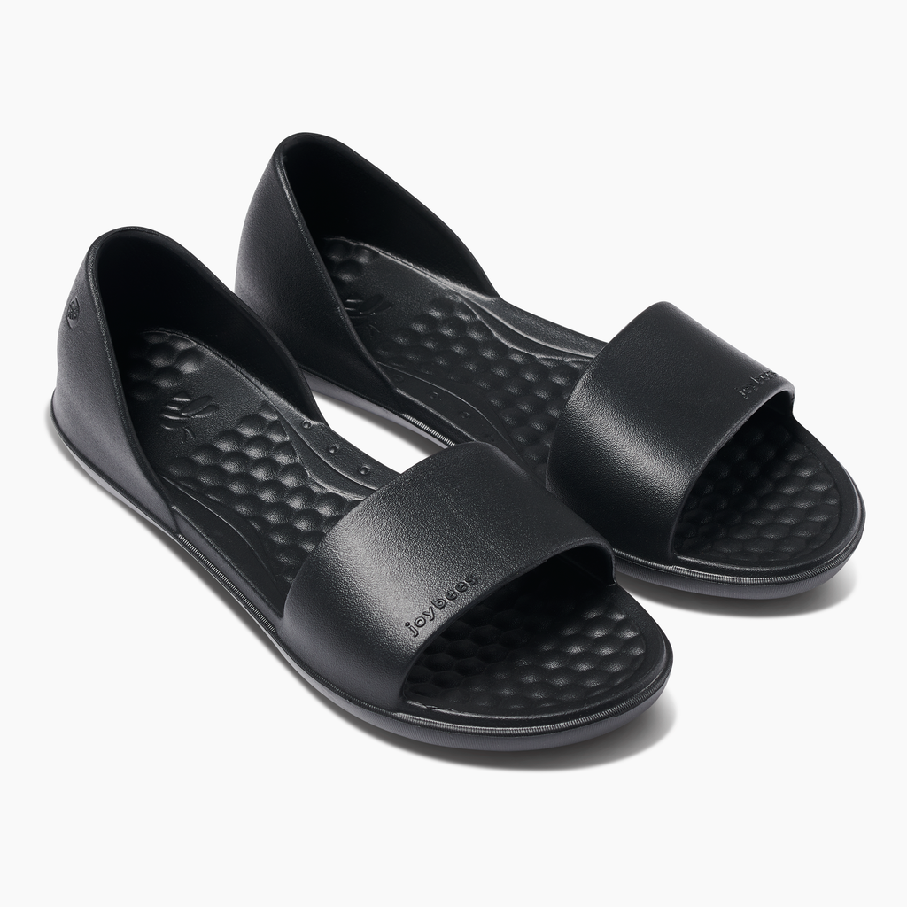 Women's Friday Flat