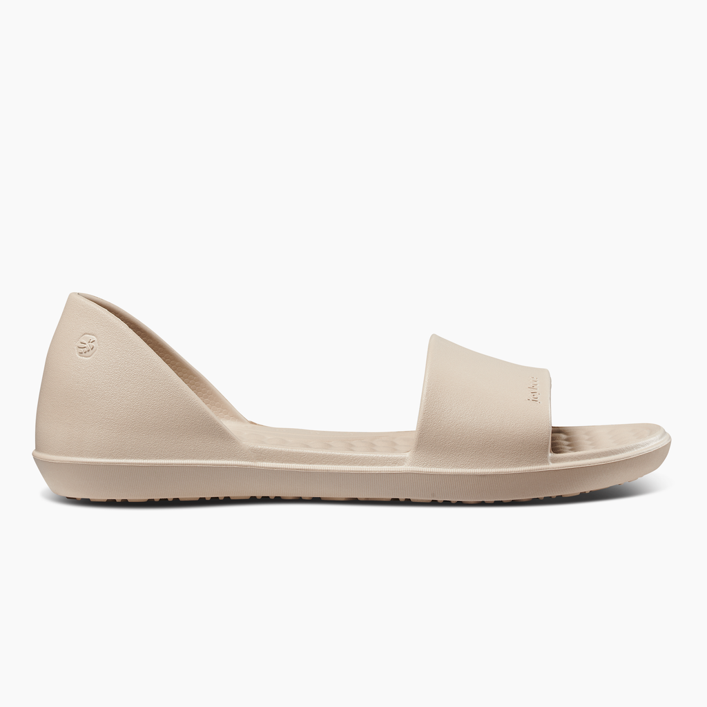 Women's Friday Flat