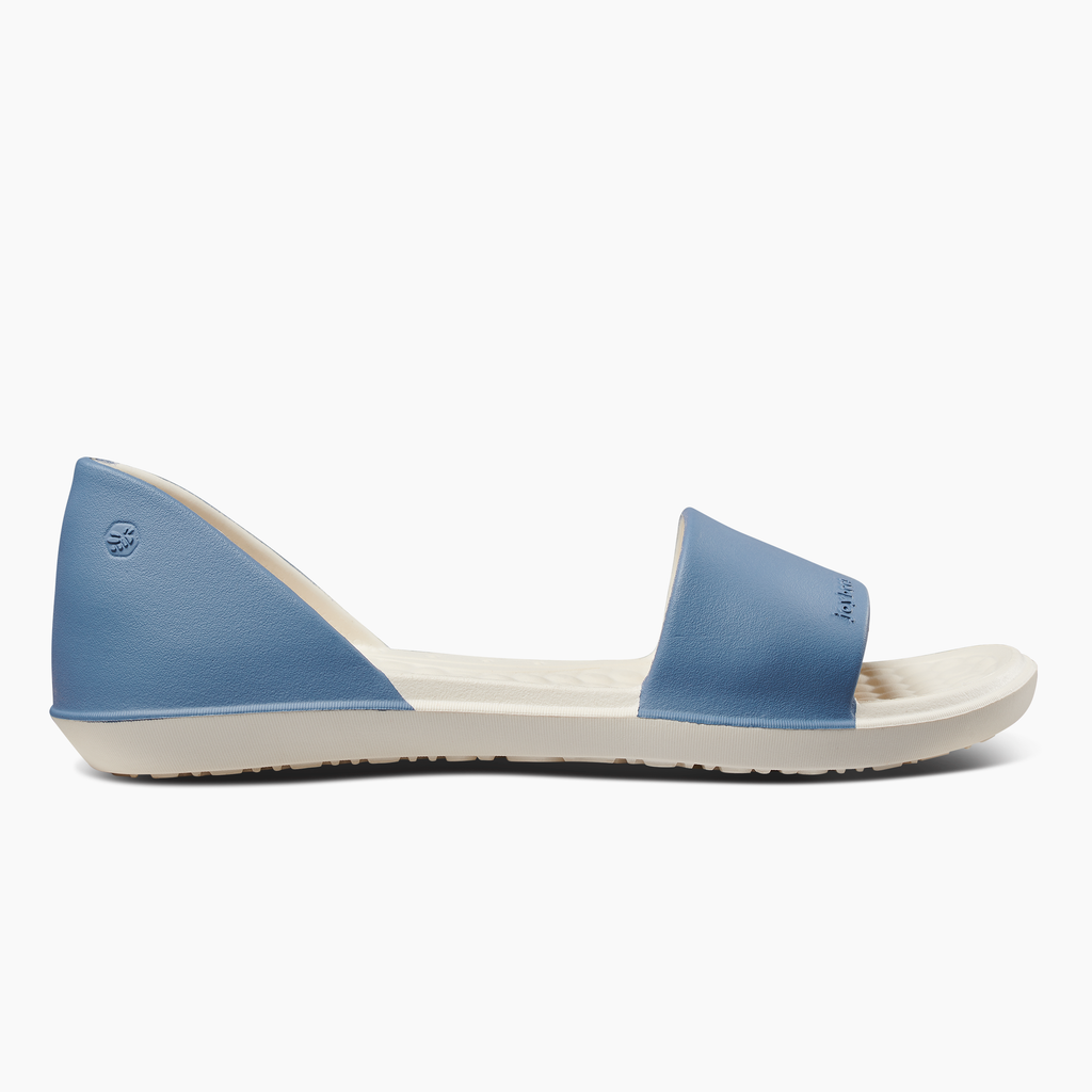 Women's Friday Flat