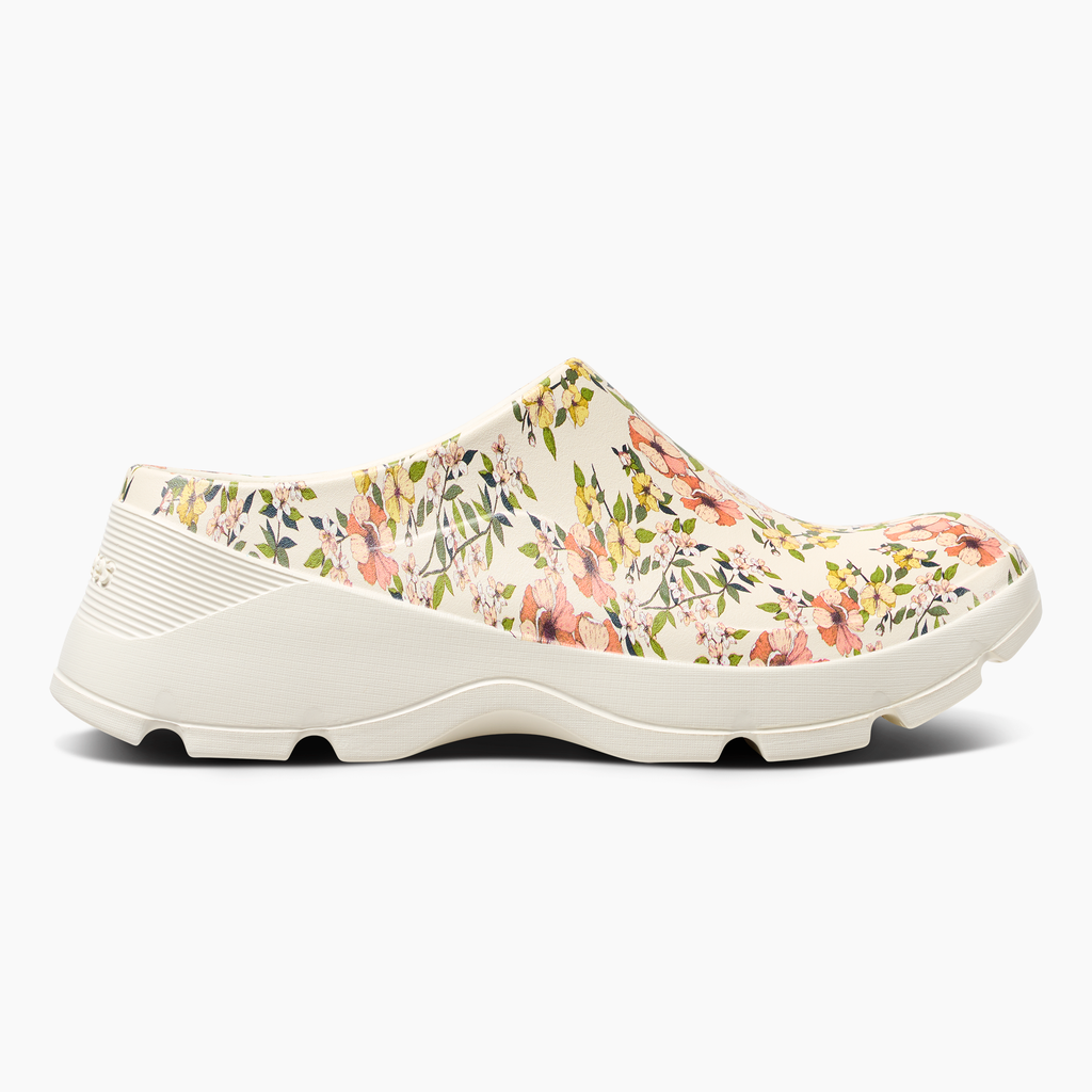 Women's Grove Clog