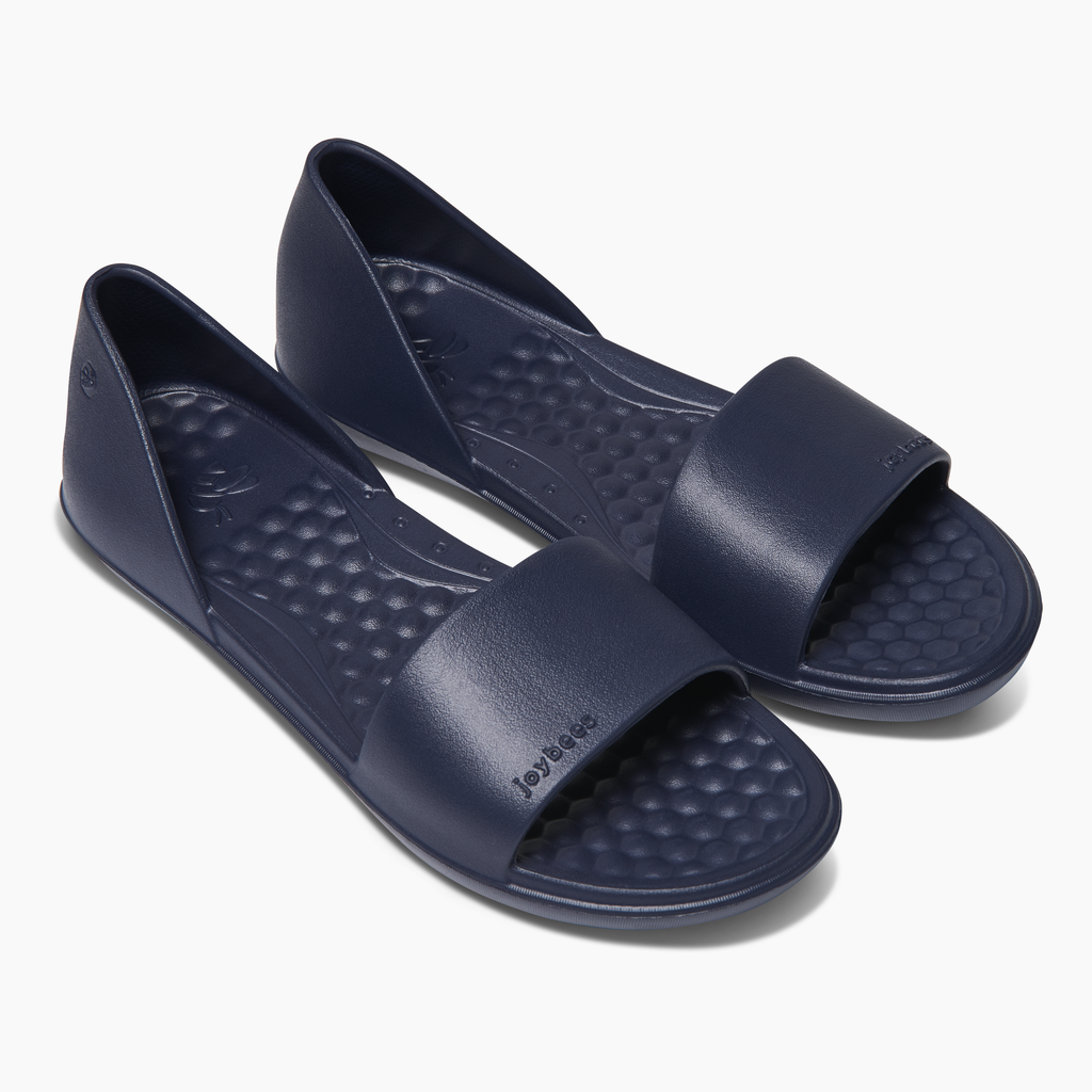 Women's Friday Flat