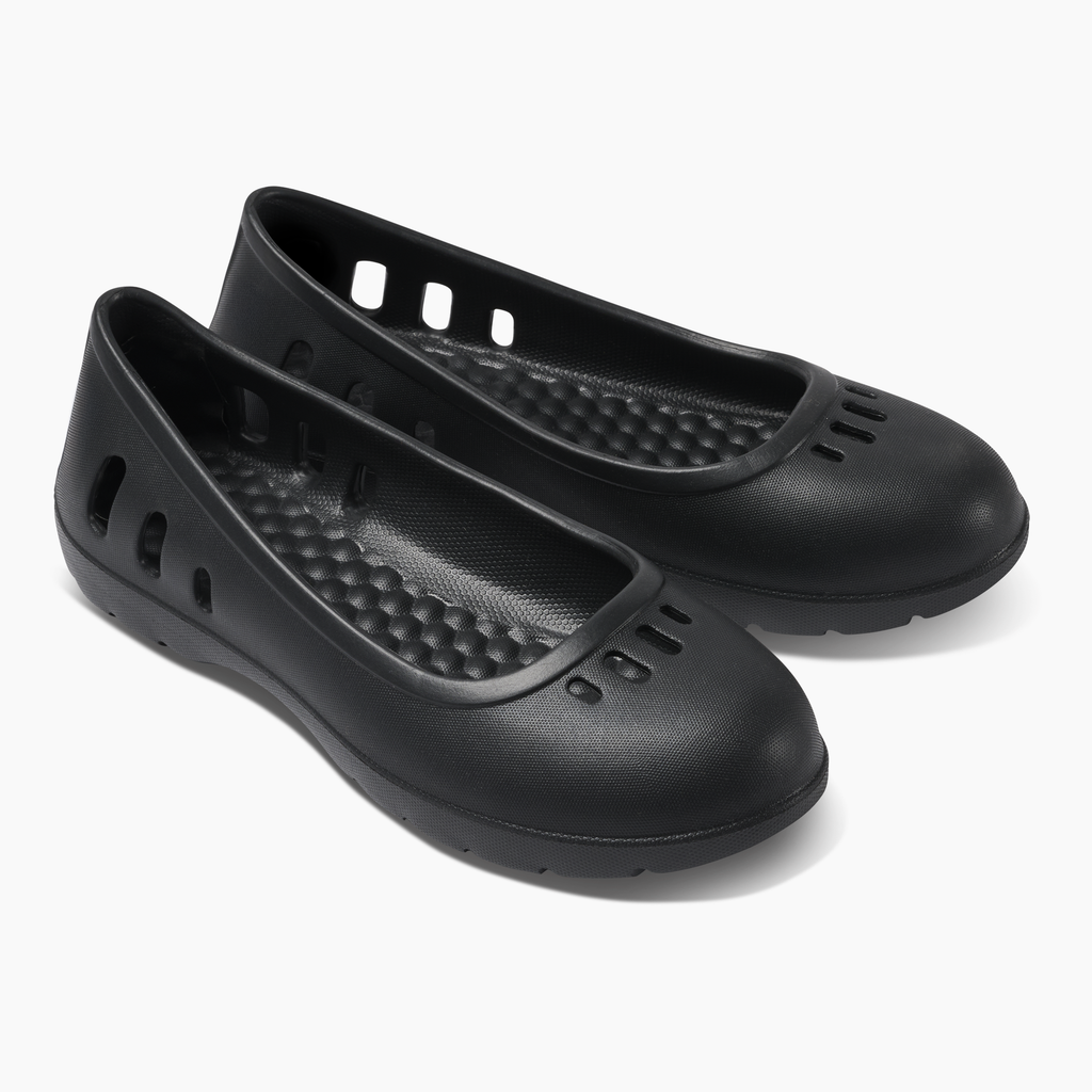 Women's Studio Flat