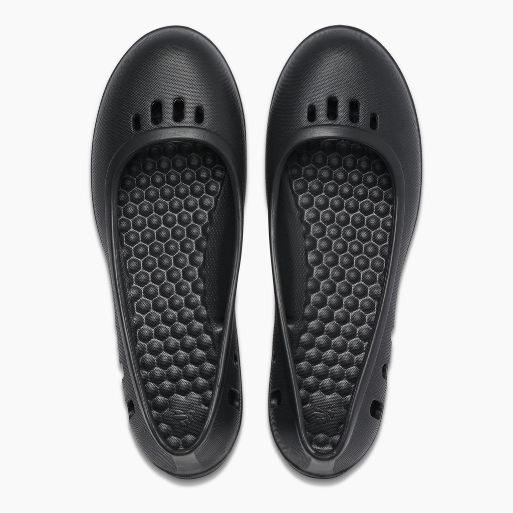 Women's Studio Flat