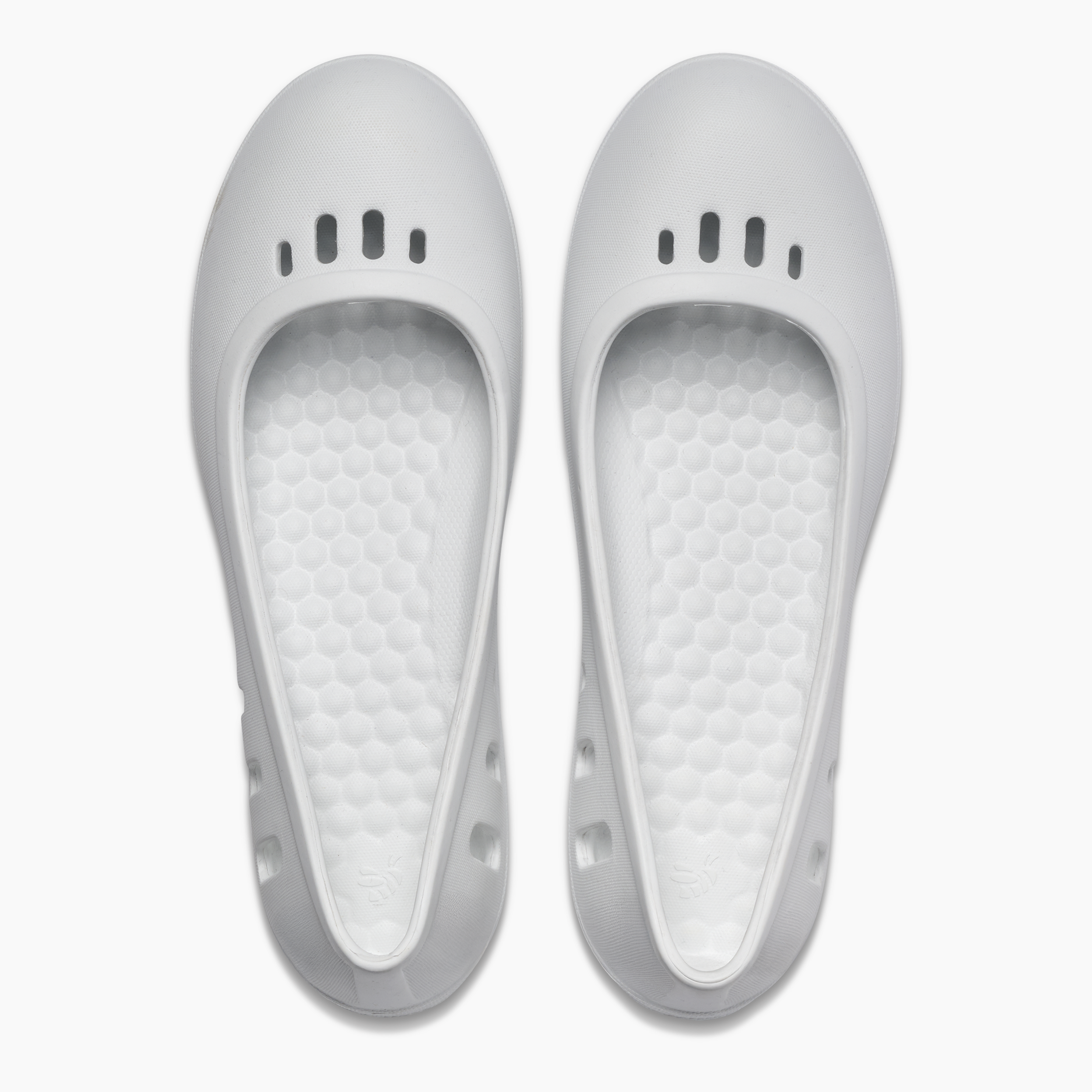 Women's Studio Flat
